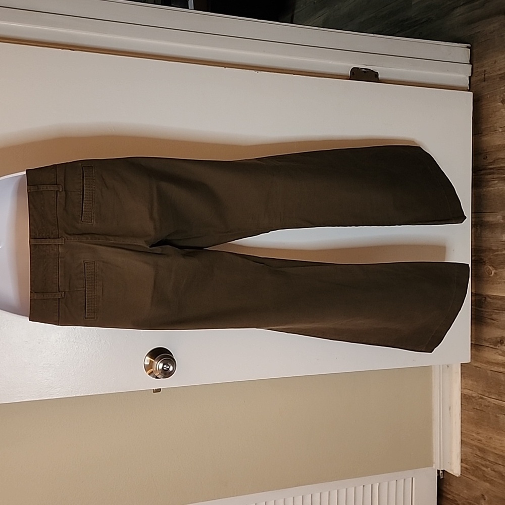 The Limited Khaki Pants Wide Leg, Olive Green, Size 4 - Picture 6 of 13